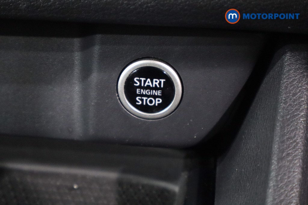 Nissan Qashqai Acenta Premium Manual Petrol SUV - Stock Number (1577125) - 14th supplementary image
