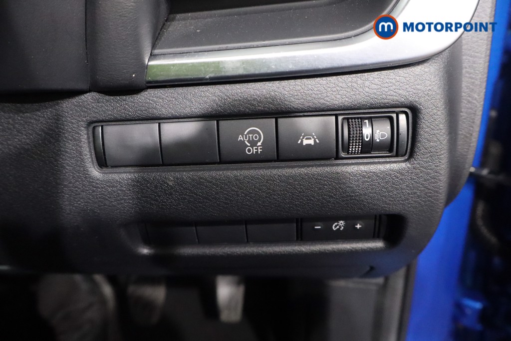 Nissan Qashqai Acenta Premium Manual Petrol SUV - Stock Number (1577125) - 22nd supplementary image