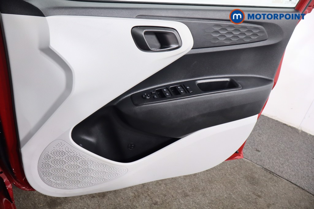 Hyundai I10 Premium Automatic Petrol Hatchback - Stock Number (1577200) - 23rd supplementary image
