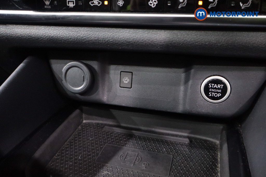 Nissan Qashqai Tekna-Plus Manual Petrol SUV - Stock Number (1577253) - 18th supplementary image