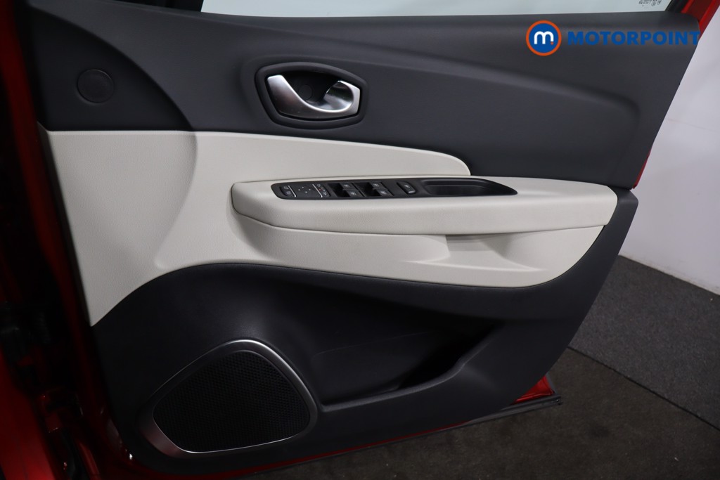 Renault Captur Gt Line Manual Petrol SUV - Stock Number (1578026) - 23rd supplementary image