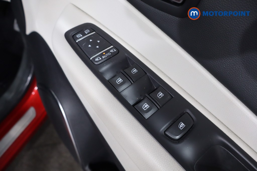Renault Captur Gt Line Manual Petrol SUV - Stock Number (1578026) - 24th supplementary image