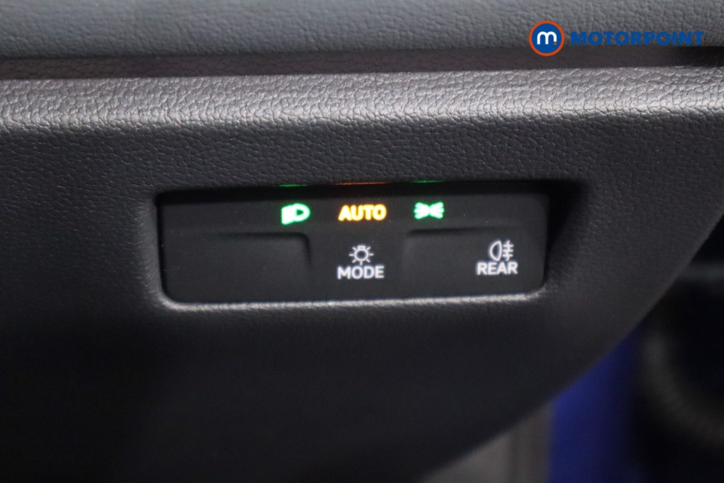 Volkswagen Passat Life Automatic Petrol Plug-In Hybrid Estate - Stock Number (1578155) - 20th supplementary image