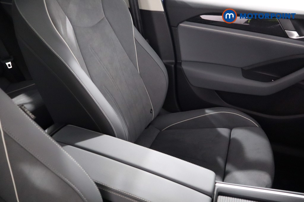 Volkswagen Passat Life Automatic Petrol Plug-In Hybrid Estate - Stock Number (1578155) - 23rd supplementary image