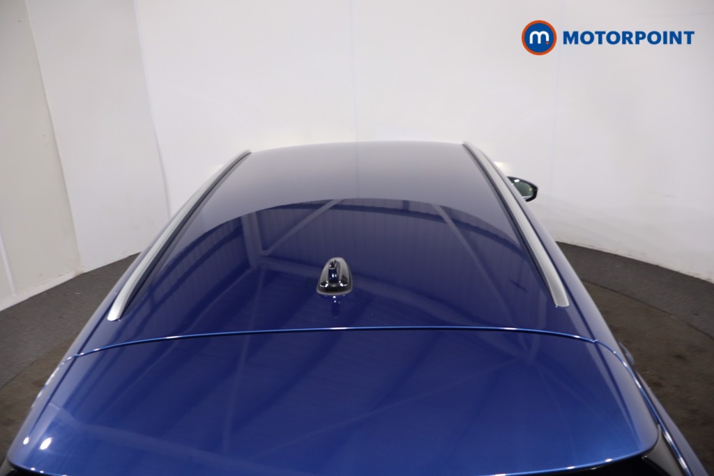 Volkswagen Passat Life Automatic Petrol Plug-In Hybrid Estate - Stock Number (1578155) - 27th supplementary image