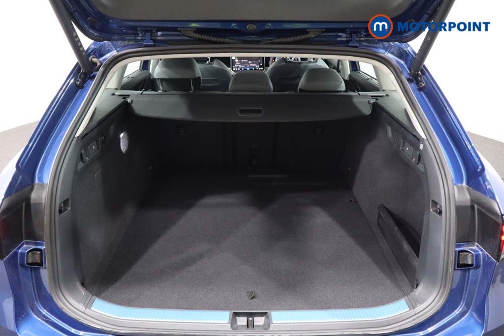 Volkswagen Passat Life Automatic Petrol Plug-In Hybrid Estate - Stock Number (1578155) - 30th supplementary image