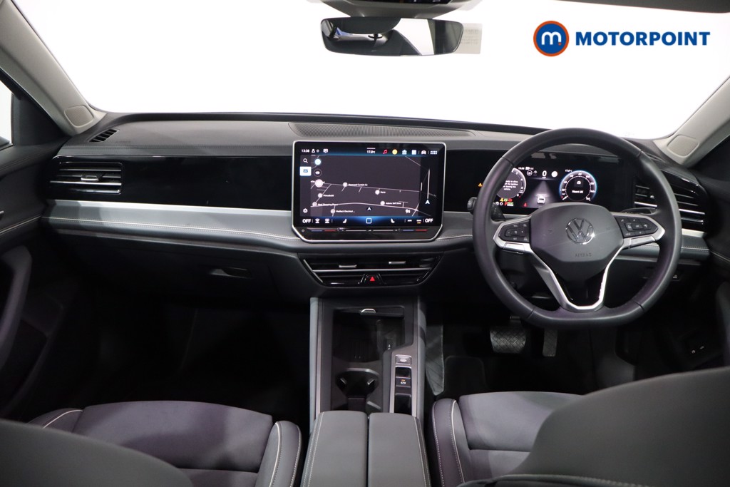 Volkswagen Passat Life Automatic Petrol Plug-In Hybrid Estate - Stock Number (1578155) - 1st supplementary image