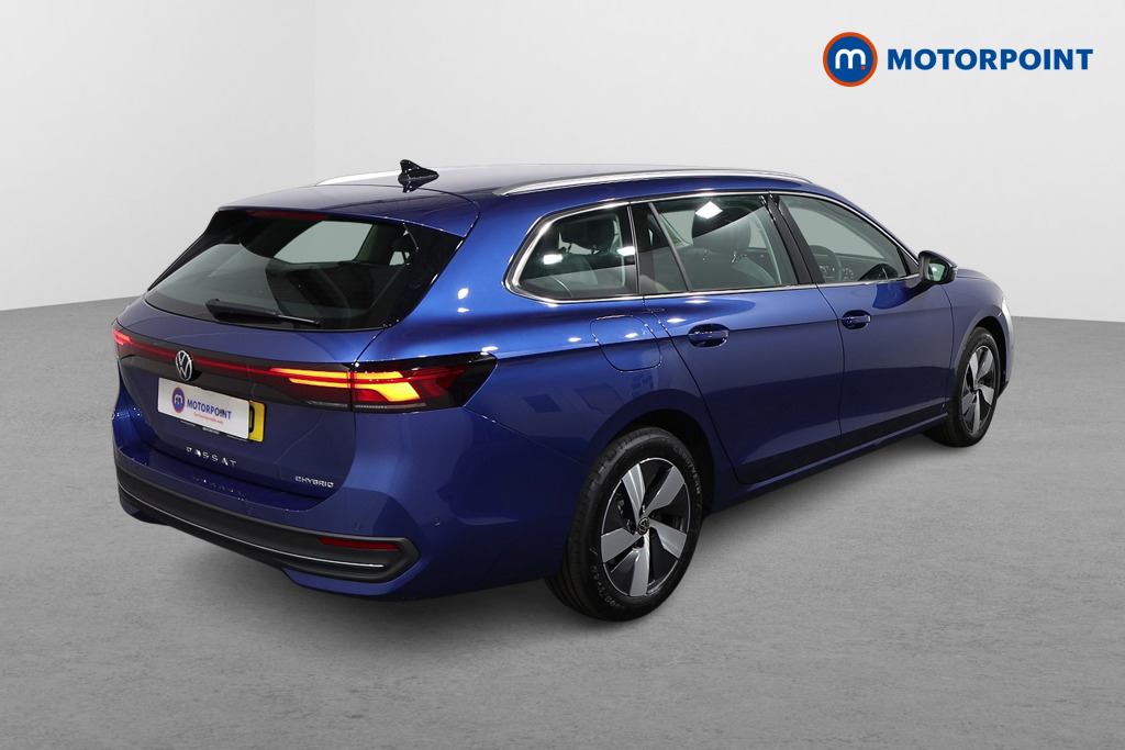 Volkswagen Passat Life Automatic Petrol Plug-In Hybrid Estate - Stock Number (1578155) - Drivers side rear corner