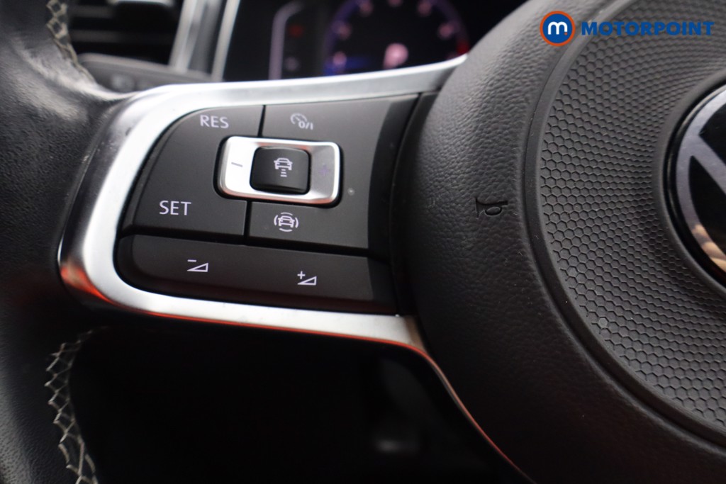 Volkswagen T-Roc R-Line Automatic Petrol SUV - Stock Number (1578286) - 3rd supplementary image
