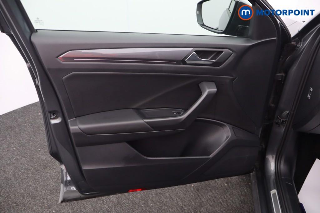 Volkswagen T-Roc R-Line Automatic Petrol SUV - Stock Number (1578286) - 20th supplementary image