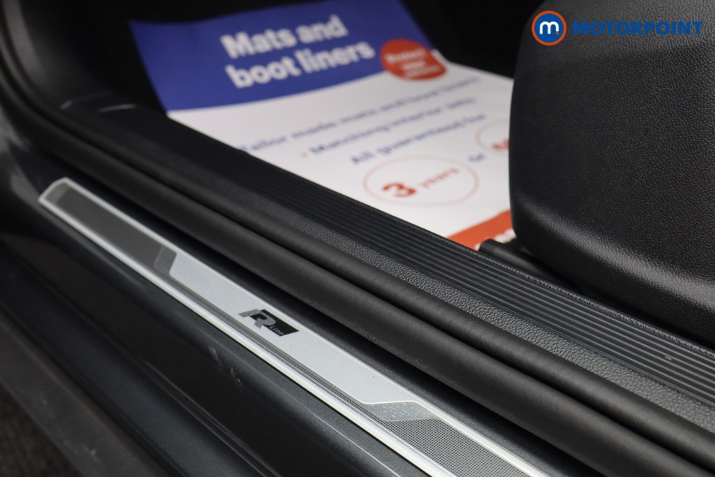 Volkswagen T-Roc R-Line Automatic Petrol SUV - Stock Number (1578286) - 28th supplementary image