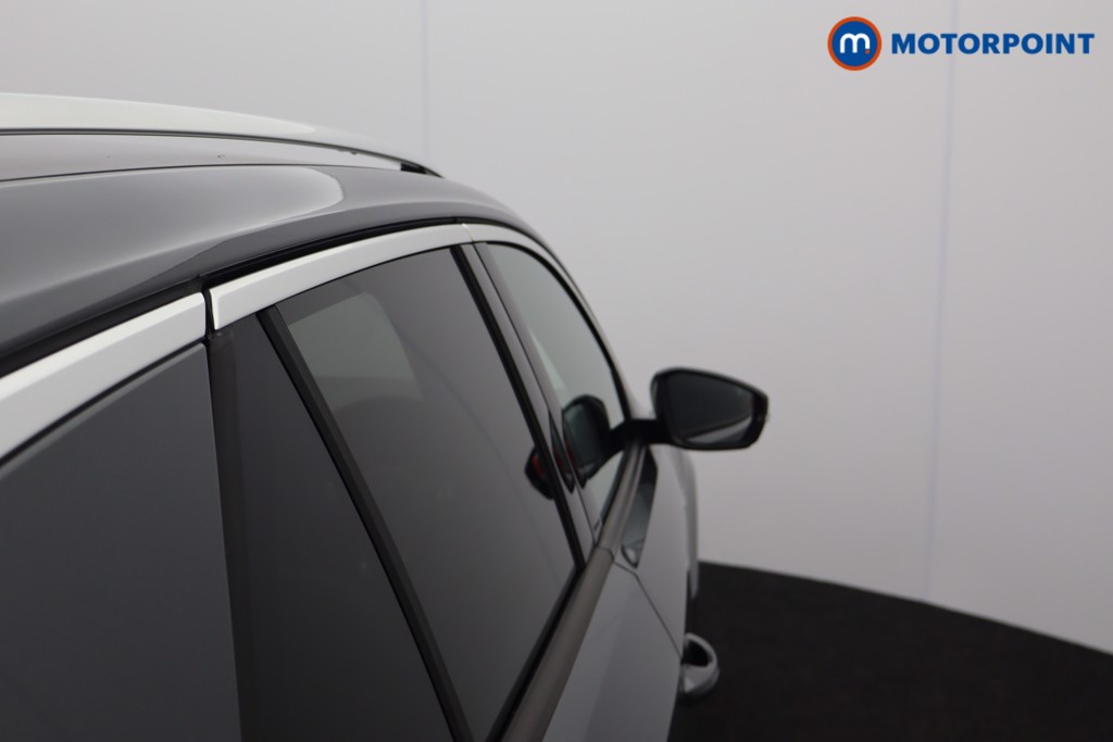 Volkswagen T-Roc R-Line Automatic Petrol SUV - Stock Number (1578286) - 33rd supplementary image