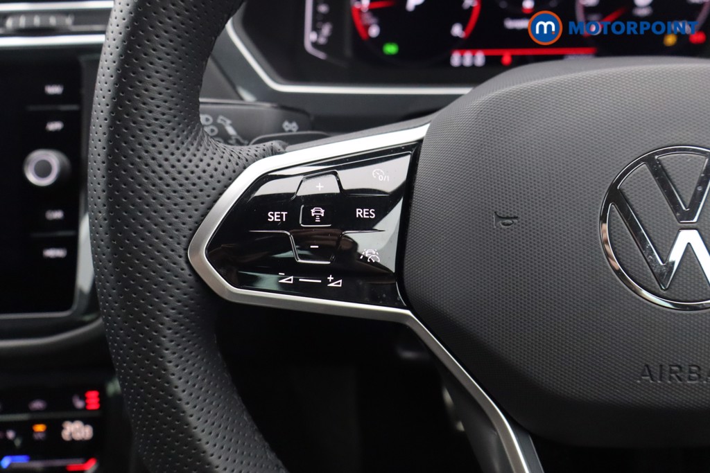 Volkswagen Tiguan R-Line Automatic Petrol SUV - Stock Number (1578294) - 3rd supplementary image
