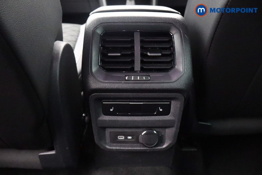 Volkswagen Tiguan R-Line Automatic Petrol SUV - Stock Number (1578294) - 26th supplementary image