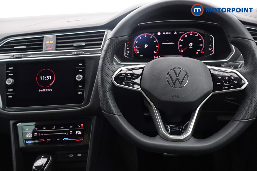 Volkswagen Tiguan R-Line Automatic Petrol SUV - Stock Number (1578294) - 1st supplementary image