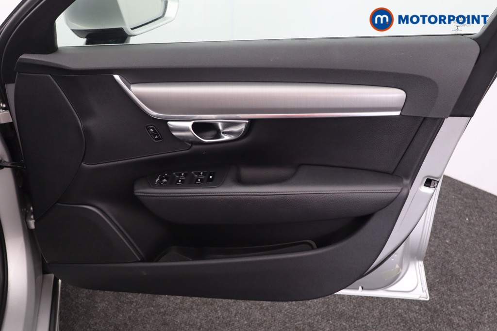 Volvo S90 Momentum Automatic Diesel Saloon - Stock Number (1579744) - 12th supplementary image