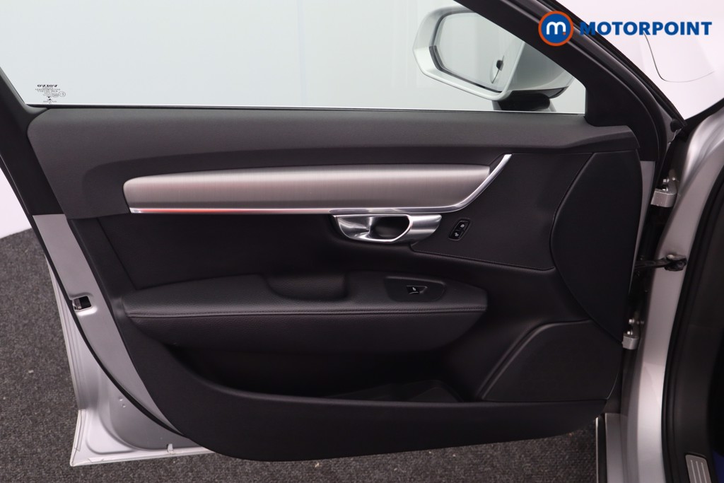 Volvo S90 Momentum Automatic Diesel Saloon - Stock Number (1579744) - 20th supplementary image