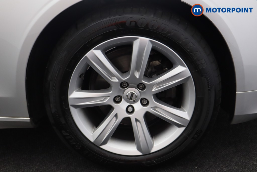 Volvo S90 Momentum Automatic Diesel Saloon - Stock Number (1579744) - 23rd supplementary image