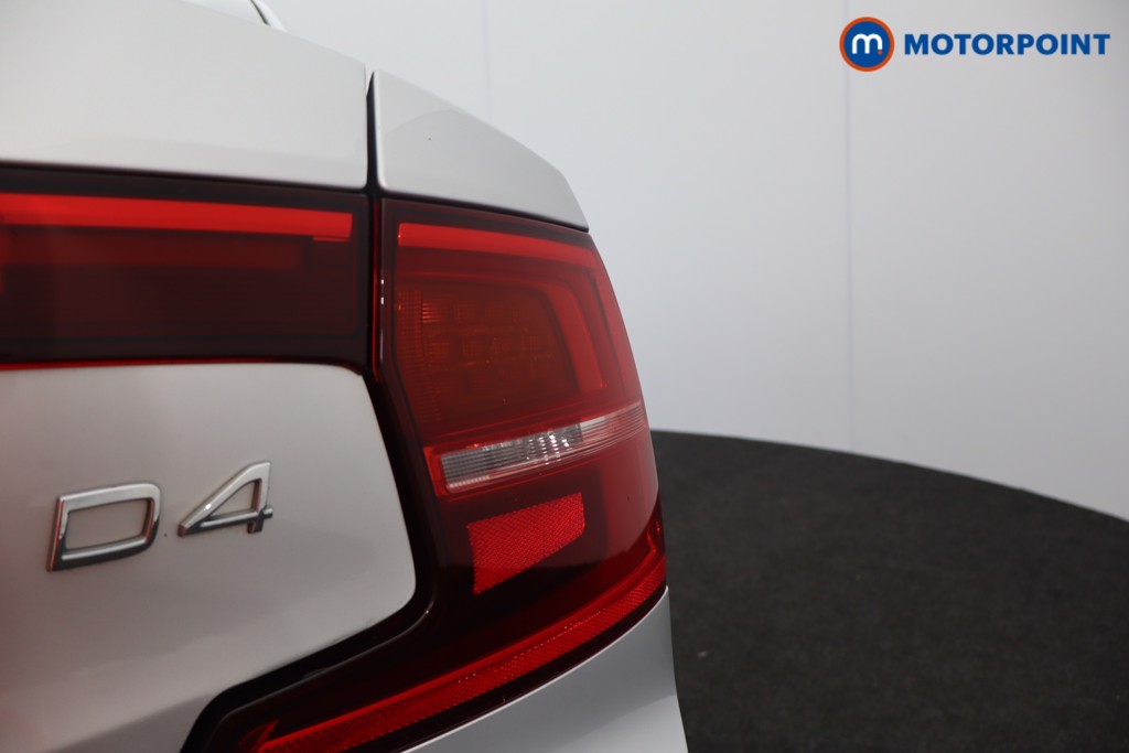 Volvo S90 Momentum Automatic Diesel Saloon - Stock Number (1579744) - 33rd supplementary image