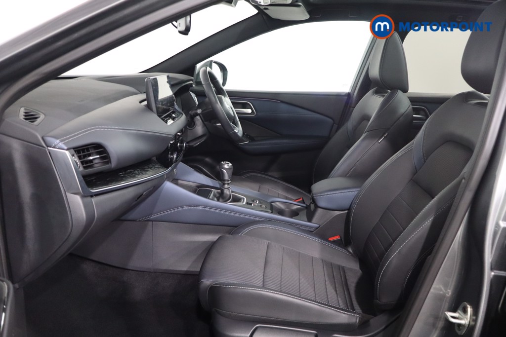 Nissan Qashqai Tekna Manual Petrol SUV - Stock Number (1580541) - 4th supplementary image