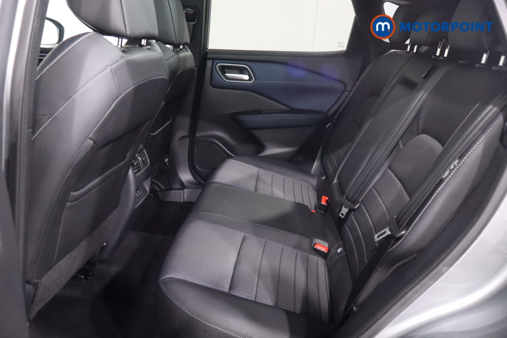 Nissan Qashqai Tekna Manual Petrol SUV - Stock Number (1580541) - 5th supplementary image