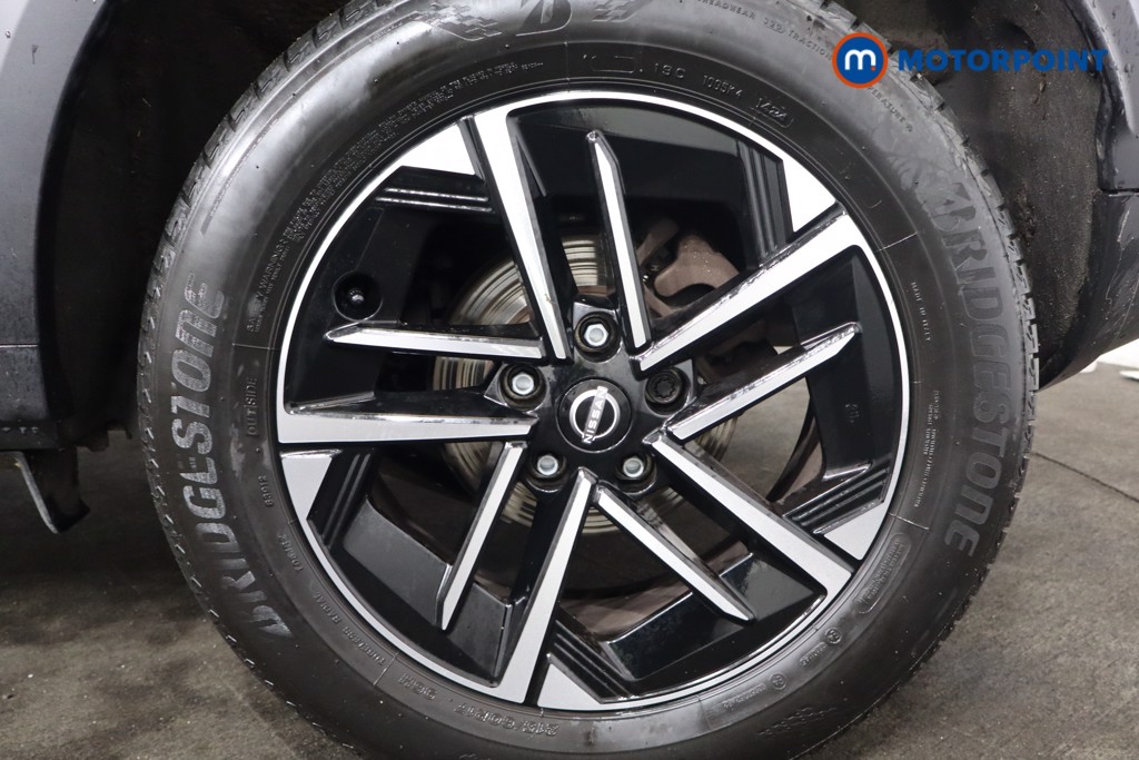 Nissan Juke N-Connecta Manual Petrol SUV - Stock Number (1564236) - 17th supplementary image