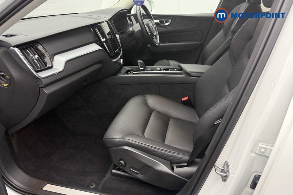 Volvo Xc60 Momentum Automatic Diesel SUV - Stock Number (1565061) - 1st supplementary image