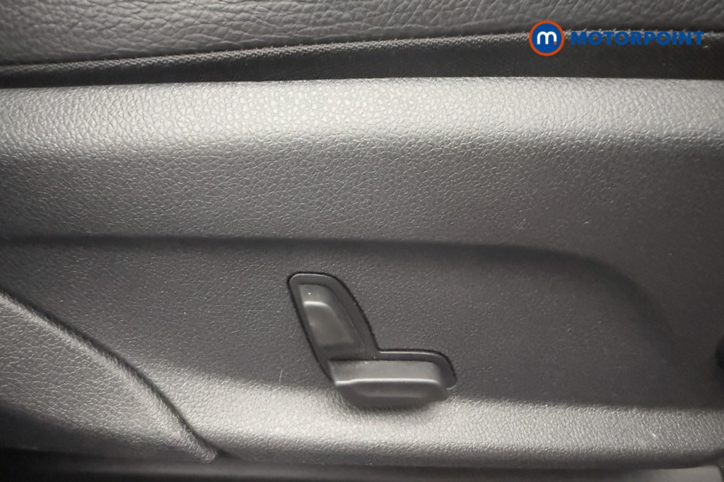 Mercedes-Benz GLC Amg Line Automatic Diesel SUV - Stock Number (1565616) - 18th supplementary image