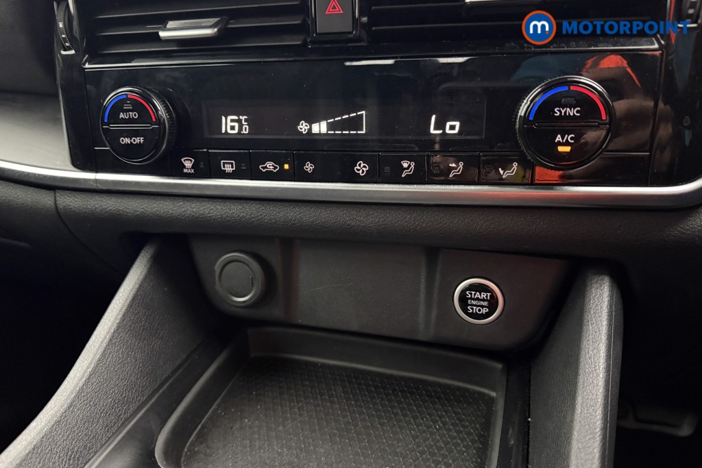 Nissan Qashqai Acenta Premium Automatic Petrol SUV - Stock Number (1568015) - 12th supplementary image