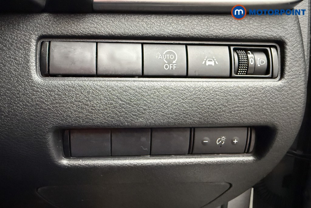 Nissan Qashqai Acenta Premium Automatic Petrol SUV - Stock Number (1568015) - 16th supplementary image