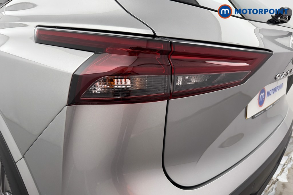 Nissan Qashqai Acenta Premium Automatic Petrol SUV - Stock Number (1568015) - 27th supplementary image