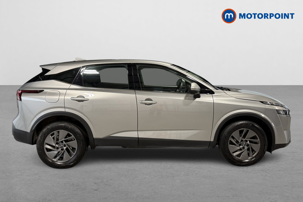 Nissan Qashqai Acenta Premium Automatic Petrol SUV - Stock Number (1568015) - Drivers side