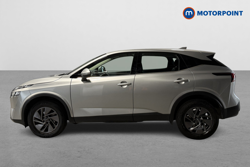 Nissan Qashqai Acenta Premium Automatic Petrol SUV - Stock Number (1568015) - Passenger side