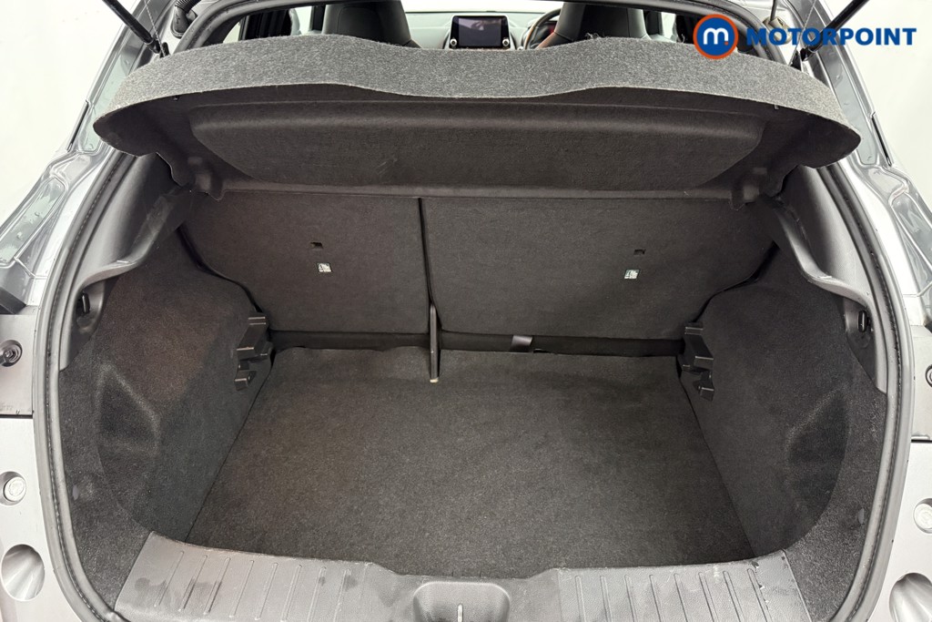 Nissan Juke N-Connecta Manual Petrol SUV - Stock Number (1568043) - 26th supplementary image