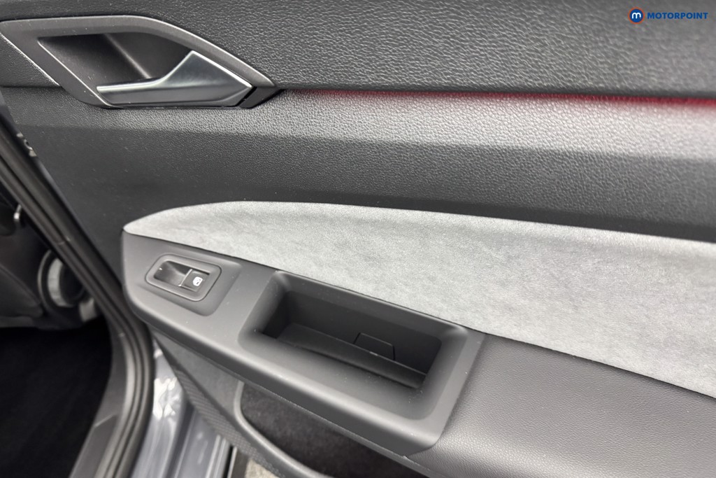 Volkswagen Golf R-Line Automatic Petrol Hatchback - Stock Number (1568755) - 26th supplementary image