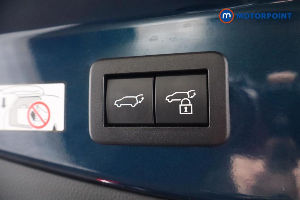 Toyota C-Hr Design Automatic Petrol Plug-In Hybrid SUV - Stock Number (1568781) - 25th supplementary image