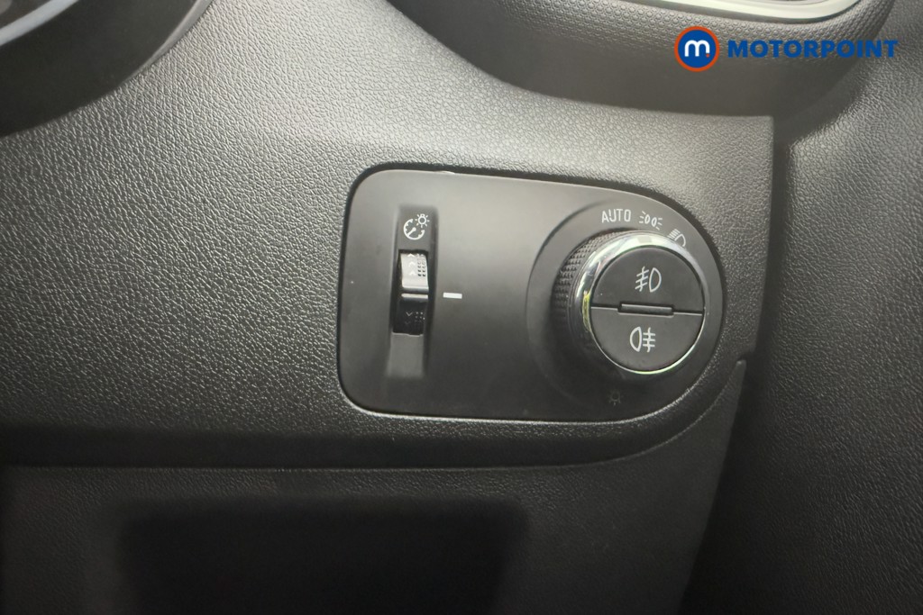 Vauxhall Crossland Ultimate Automatic Diesel SUV - Stock Number (1570157) - 17th supplementary image