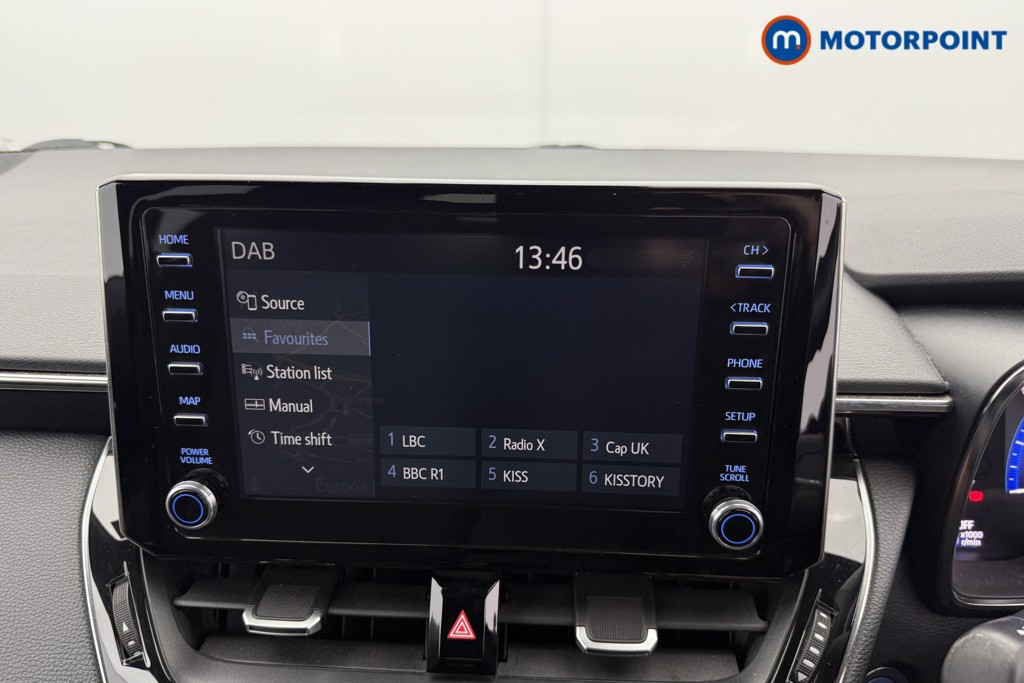 Toyota Corolla Design Automatic Petrol-Electric Hybrid Estate - Stock Number (1570498) - 7th supplementary image