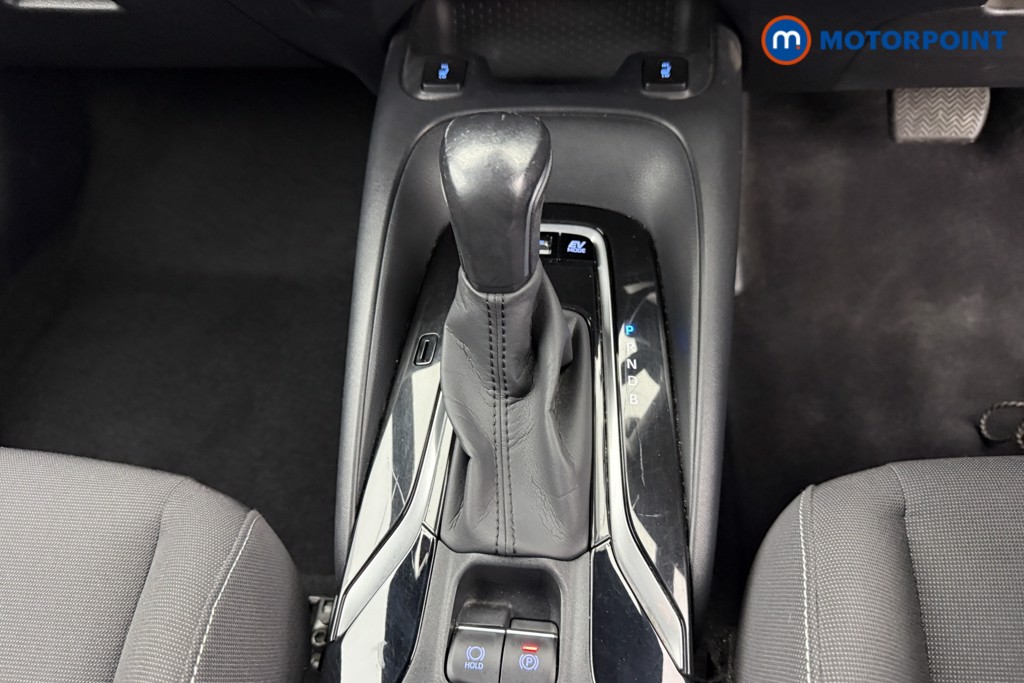 Toyota Corolla Design Automatic Petrol-Electric Hybrid Estate - Stock Number (1570498) - 11th supplementary image