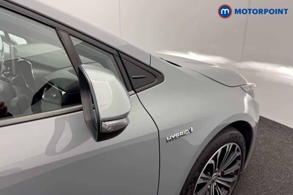 Toyota Corolla Design Automatic Petrol-Electric Hybrid Estate - Stock Number (1570498) - 17th supplementary image