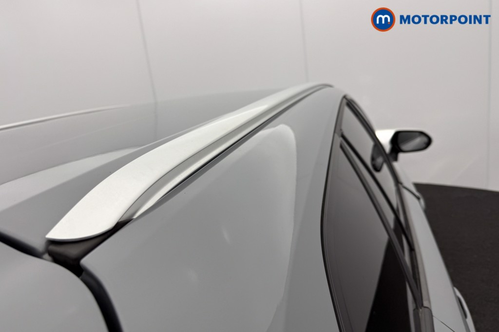 Toyota Corolla Design Automatic Petrol-Electric Hybrid Estate - Stock Number (1570498) - 18th supplementary image