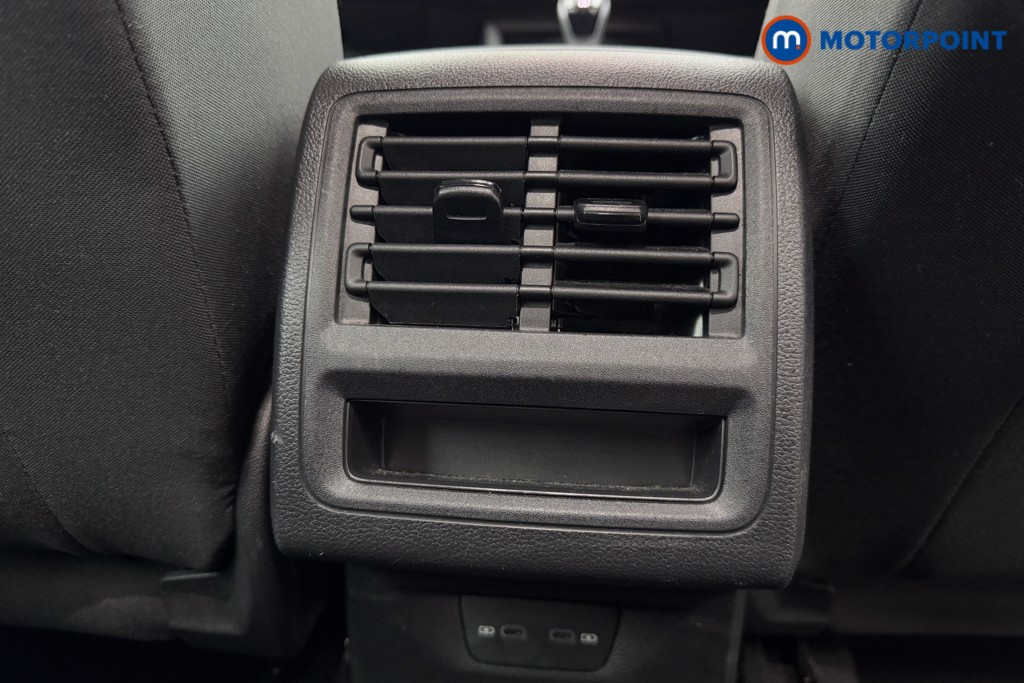 Volkswagen Golf Life Manual Petrol Hatchback - Stock Number (1570662) - 24th supplementary image