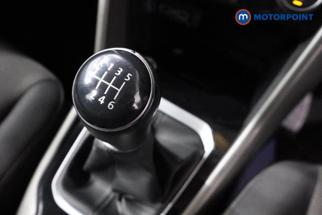 Volkswagen T-Roc SE Manual Petrol SUV - Stock Number (1570890) - 5th supplementary image