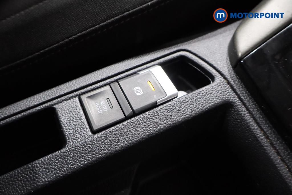 Volkswagen T-Roc SE Manual Petrol SUV - Stock Number (1570890) - 6th supplementary image