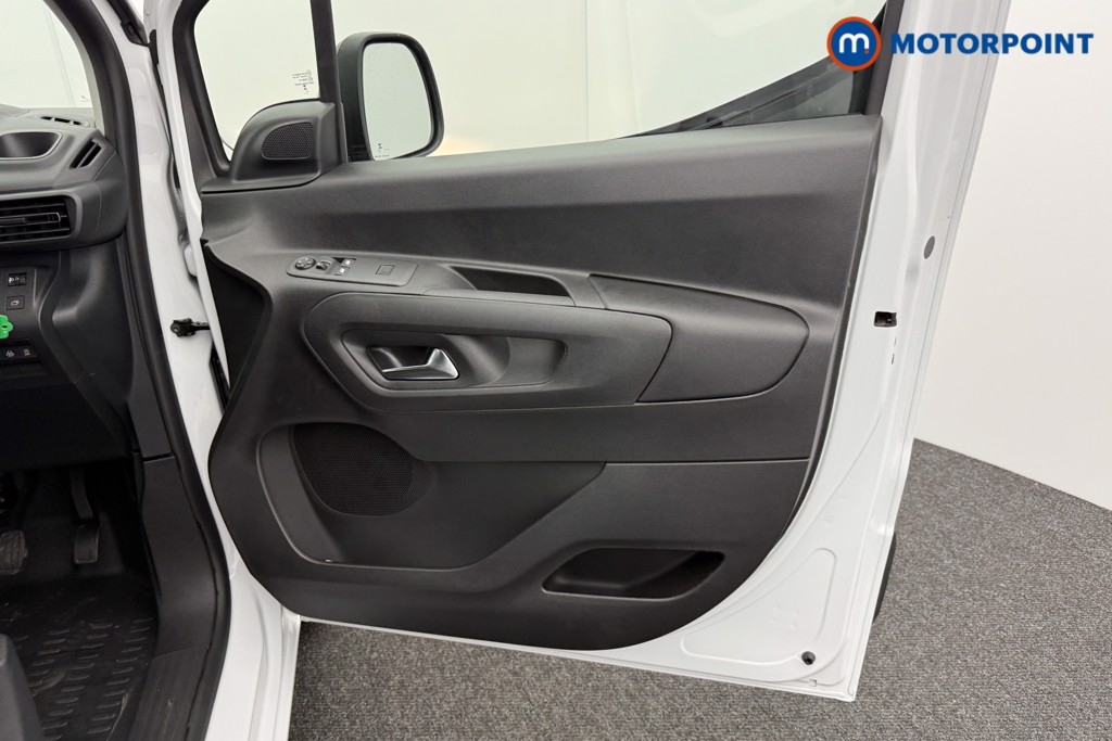 Citroen Berlingo Enterprise Manual Diesel Crew Bus - Stock Number (1571904) - 12th supplementary image