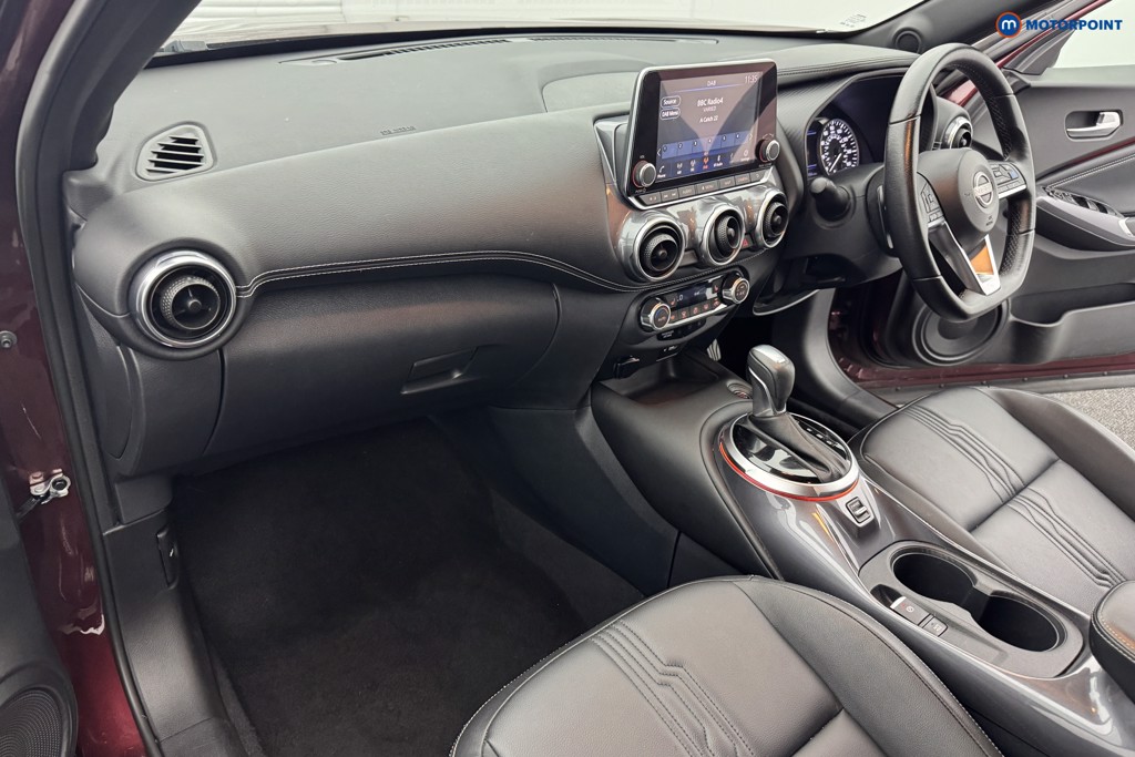 Nissan Juke Tekna Automatic Petrol SUV - Stock Number (1572565) - 8th supplementary image