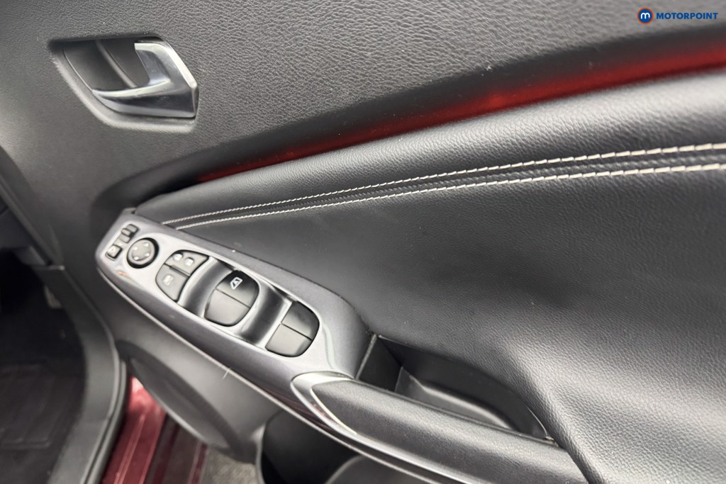 Nissan Juke Tekna Automatic Petrol SUV - Stock Number (1572565) - 23rd supplementary image