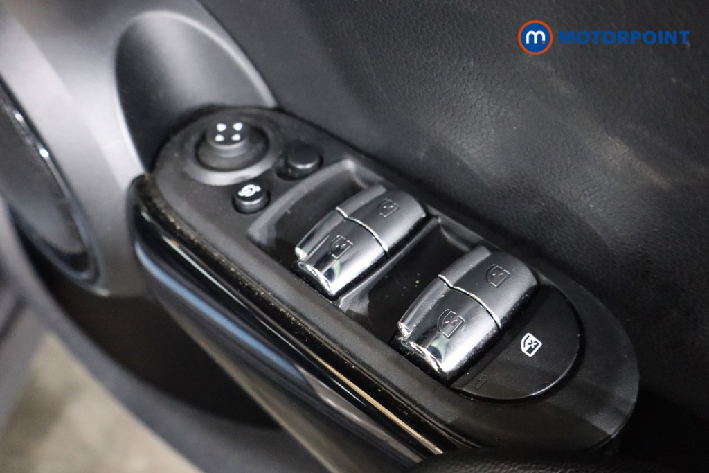 Mini Hatchback Cooper S Classic Automatic Petrol Hatchback - Stock Number (1573173) - 16th supplementary image