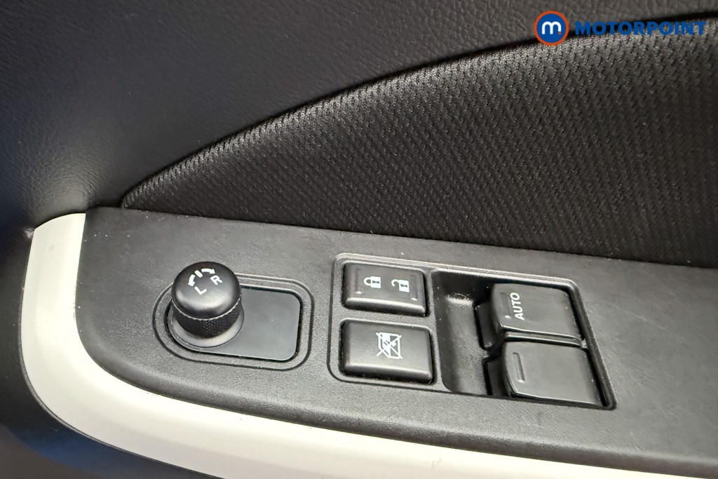 Suzuki Swift Sz-L Manual Petrol-Electric Hybrid Hatchback - Stock Number (1573533) - 17th supplementary image