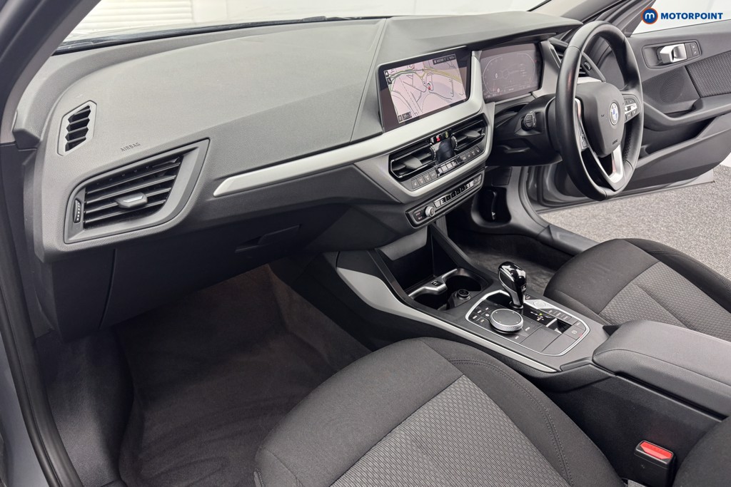 BMW 1 Series SE Automatic Petrol Hatchback - Stock Number (1573686) - 8th supplementary image